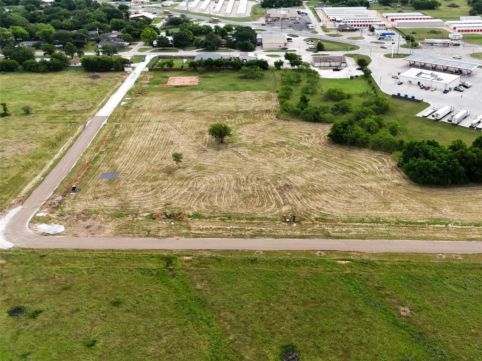1.52 acres in Hill County gallery image 3