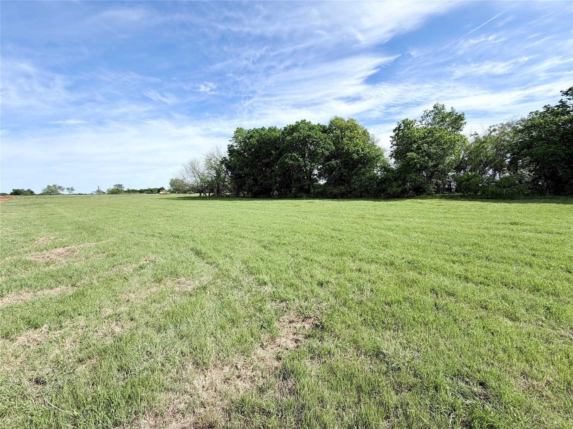1.52 acres in Hill County gallery image 2