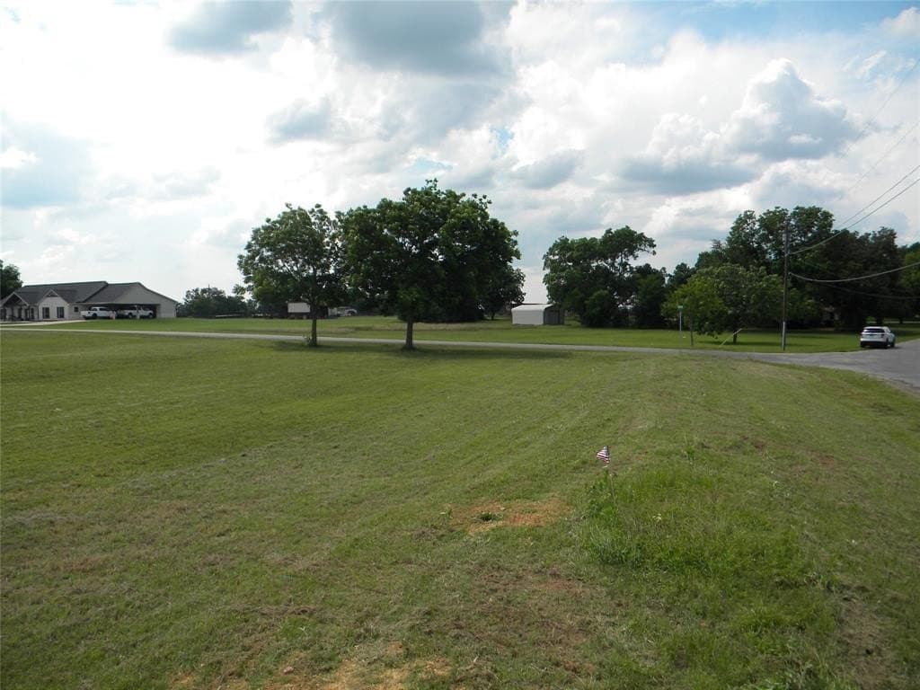 2.21 acres in Erath County gallery image 2