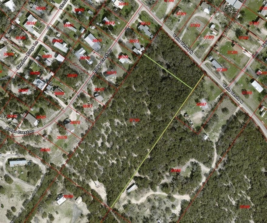 7.76 acres in Kerr County