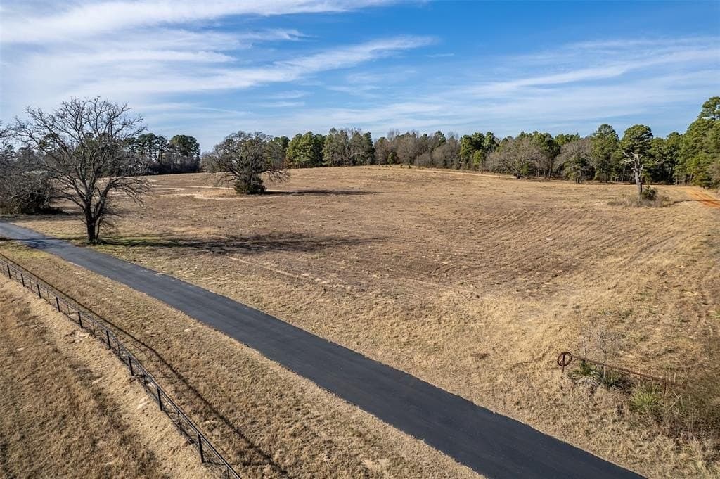 106.59 acres in Smith County gallery image 4