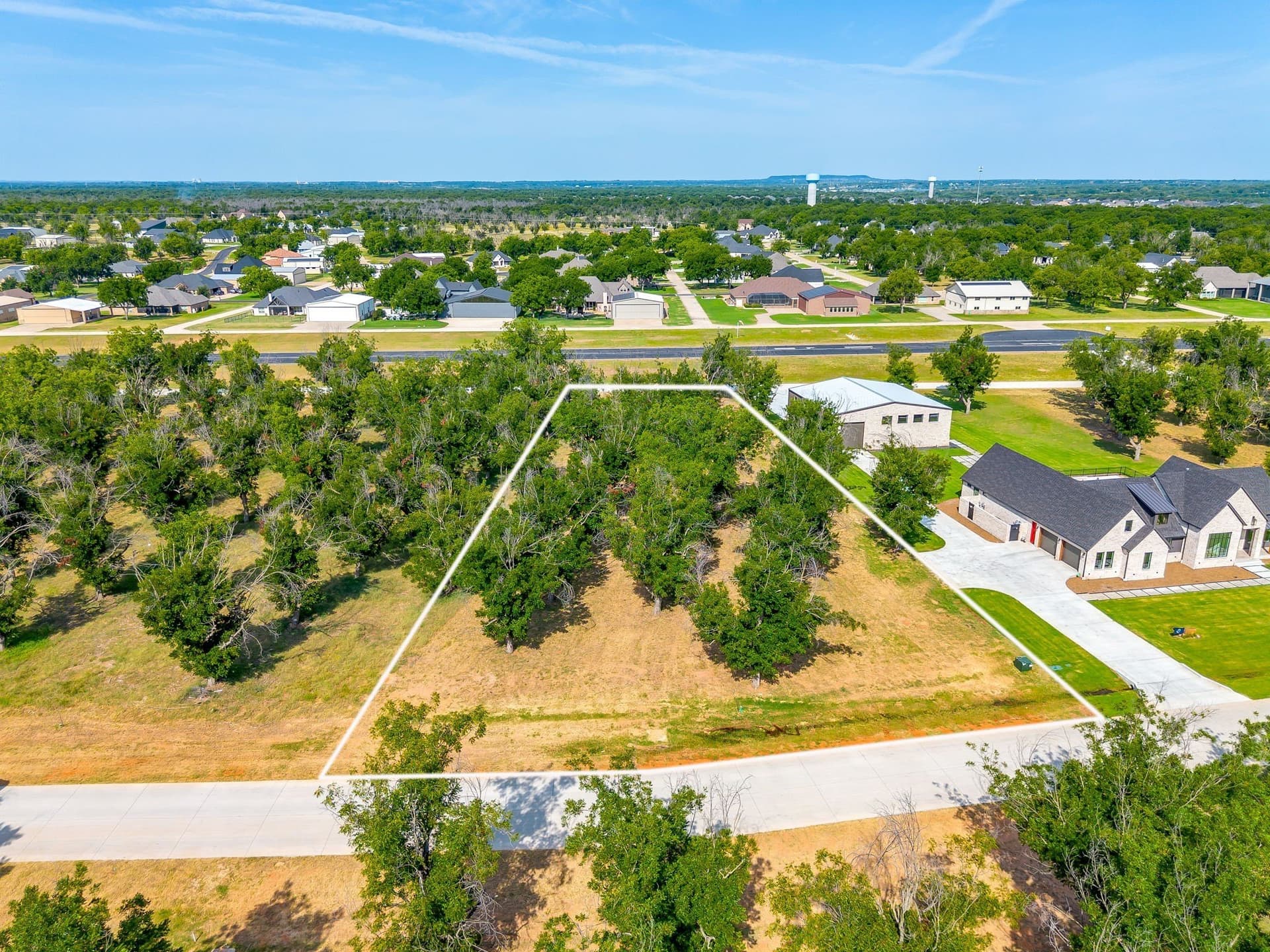 1.07 acres in Hood County - photo 3