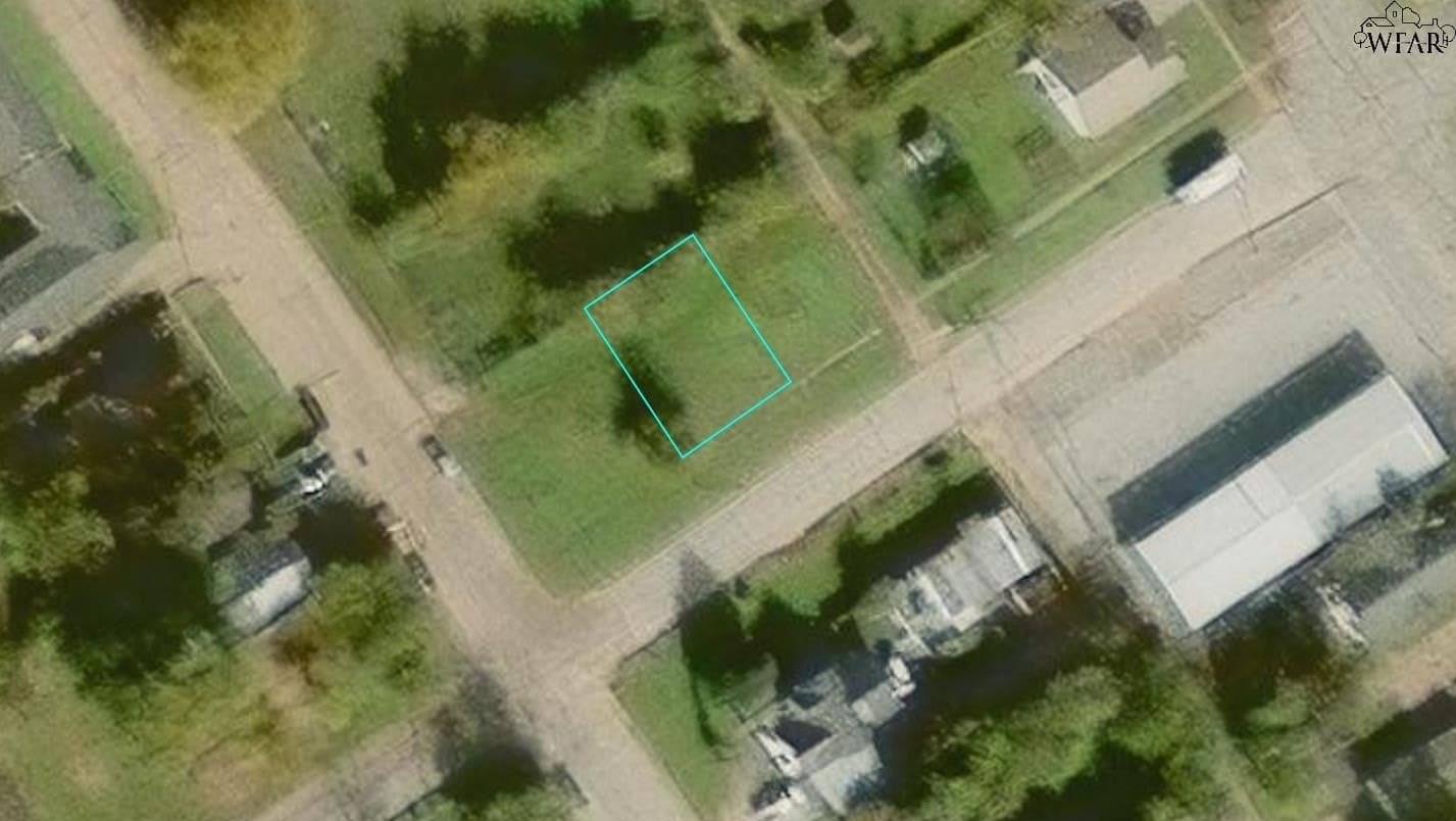 0.24 acres in Wichita County - photo 6