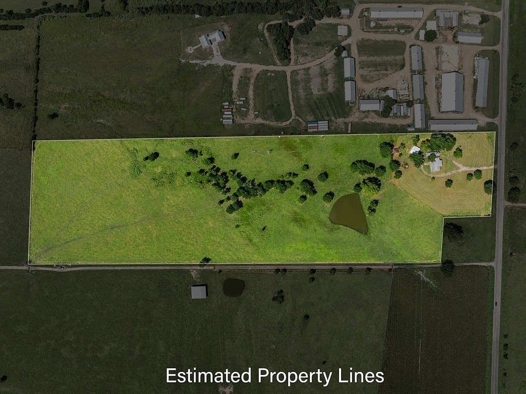 24.59 acres in Fayette County - photo 10