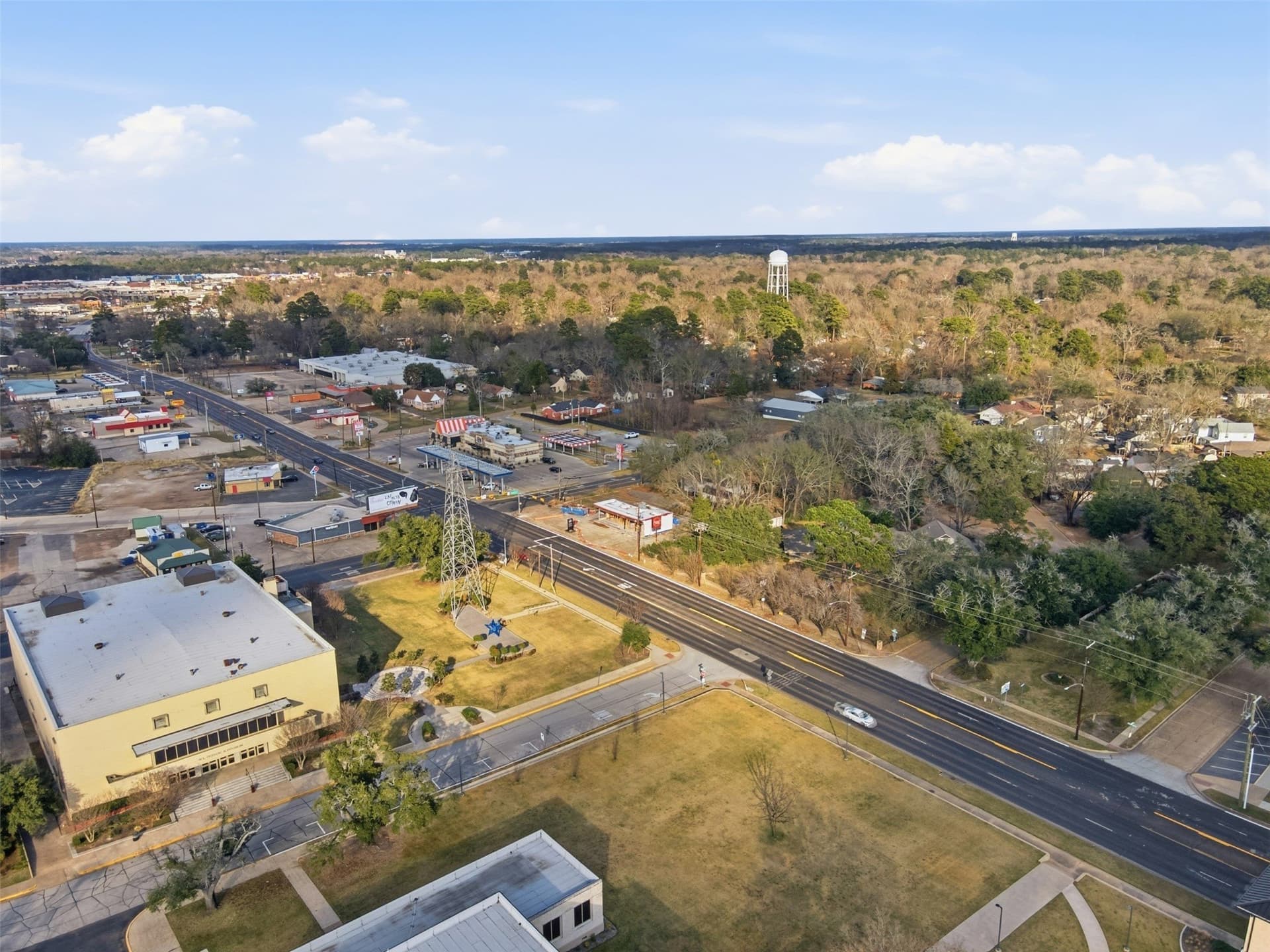 0.47 acres in Gregg County - photo 10