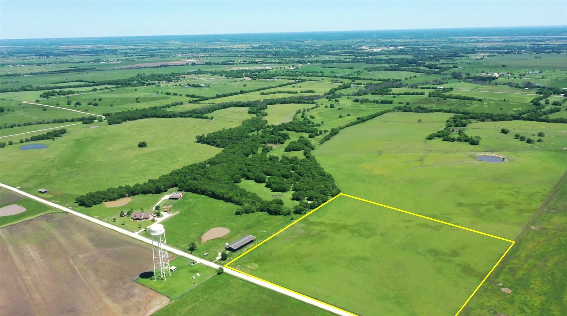 10 acres in Cooke County