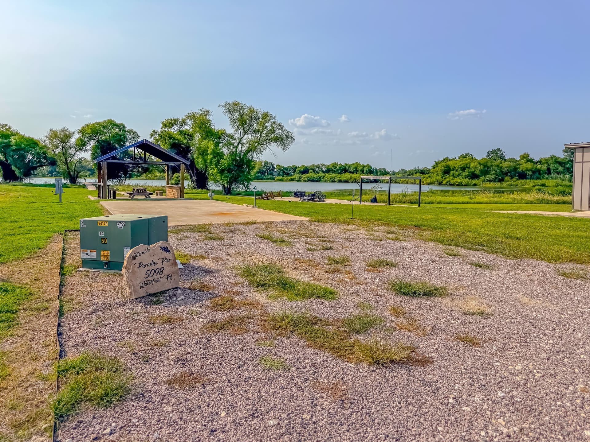 0.21 acres in Navarro County - photo 40