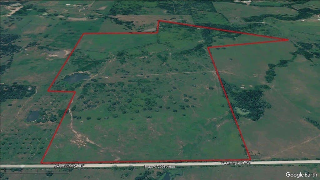 107 acres in Fayette County gallery image 2