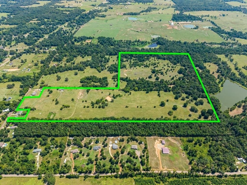 77.99 acres in Upshur County - photo 2