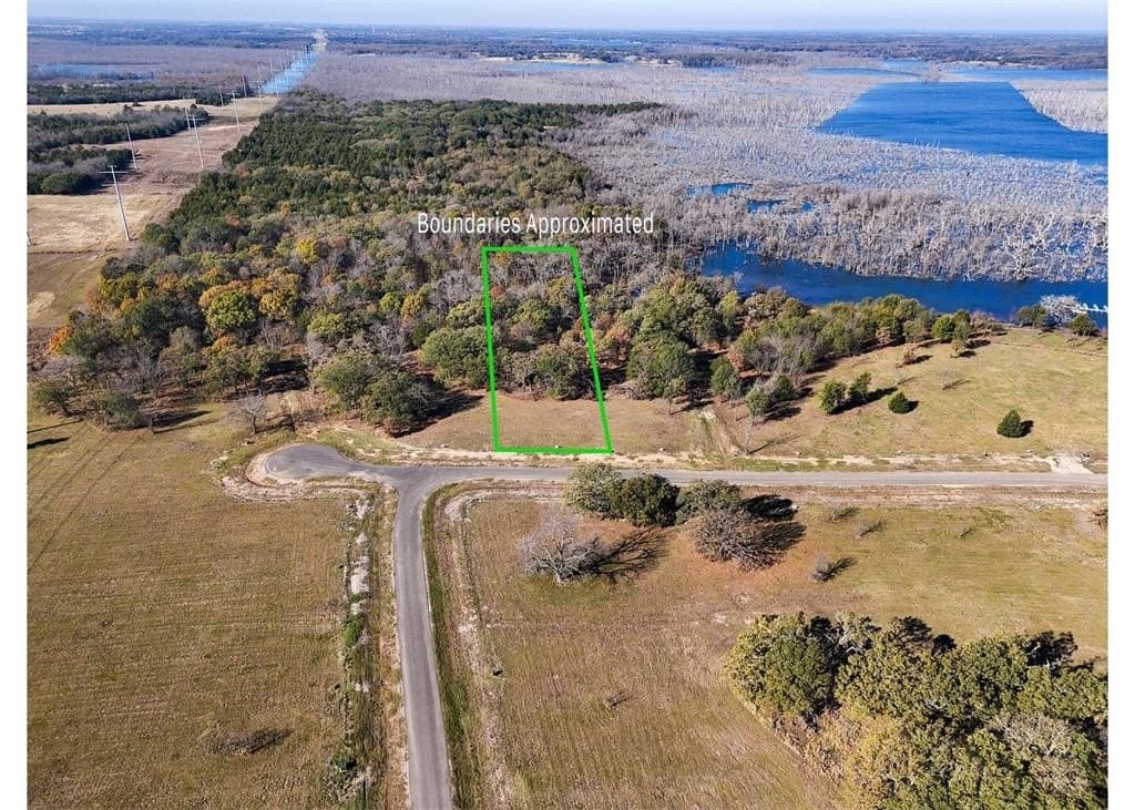 1.01 acres in Fannin County gallery image 3
