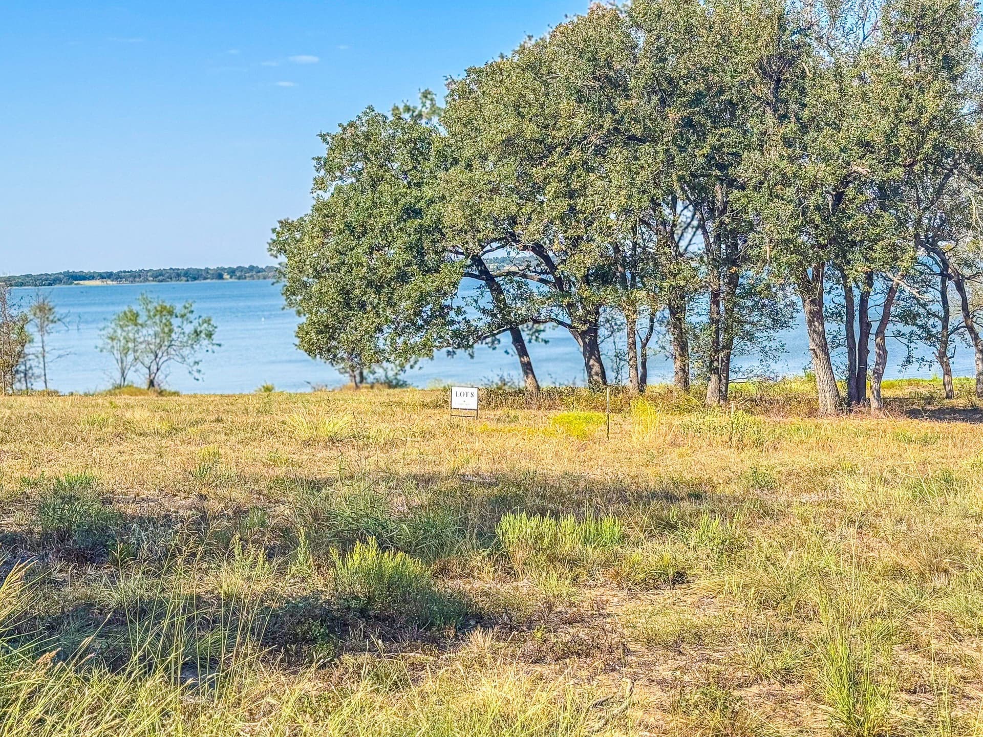 1.31 acres in Navarro County - photo 11