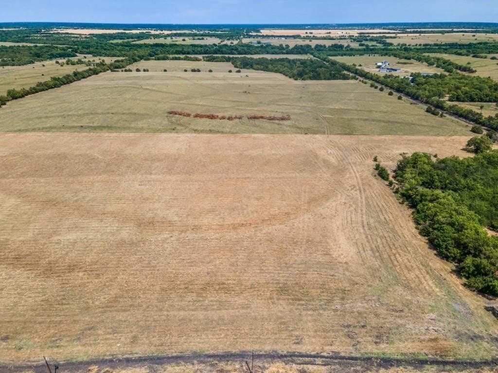 4.88 acres in Hunt County - photo 7