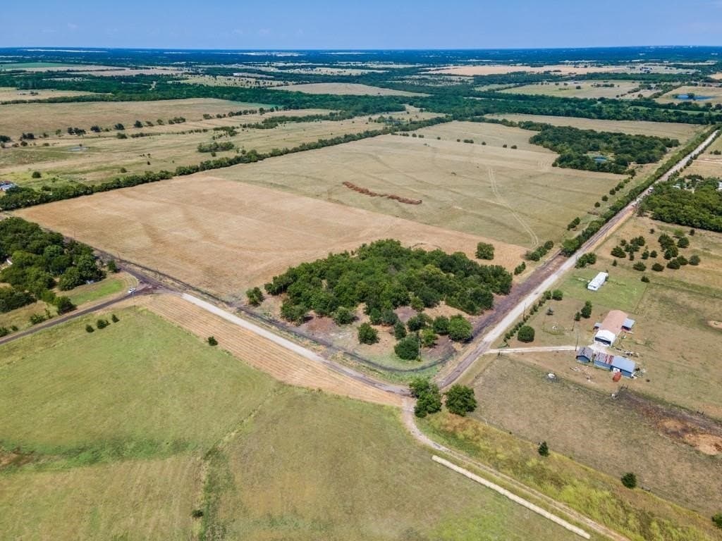 4.88 acres in Hunt County - photo 11