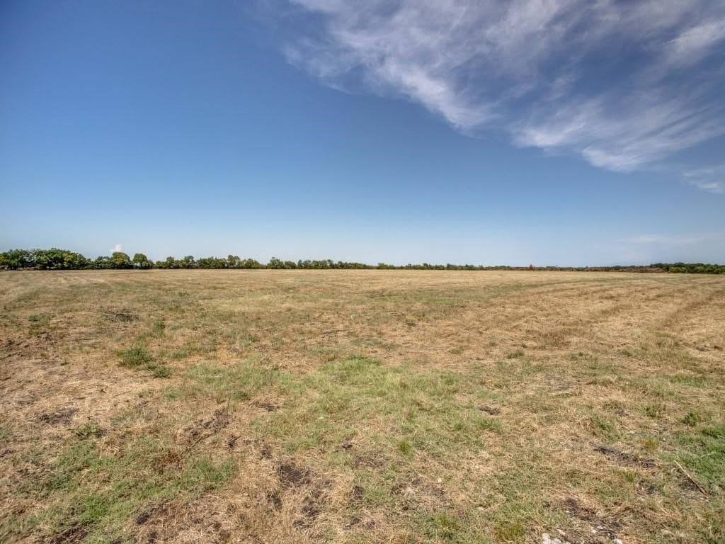 4.88 acres in Hunt County - photo 2