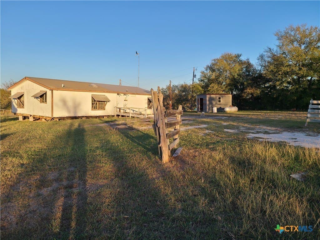 10.22 acres in Caldwell County