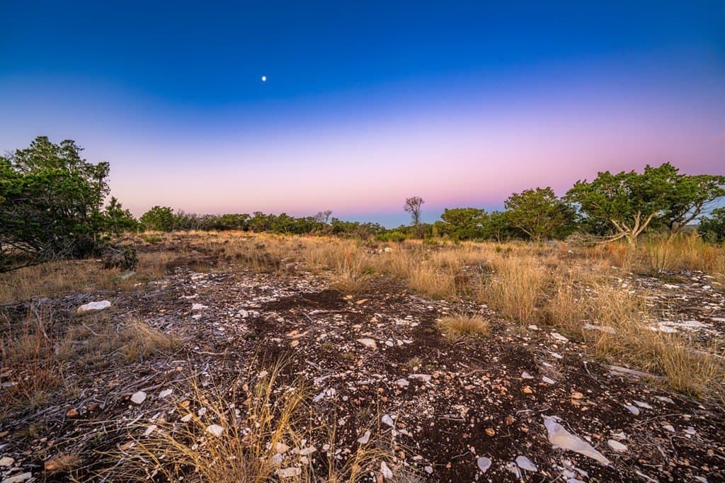 11.64 acres in Kerr County - photo 8