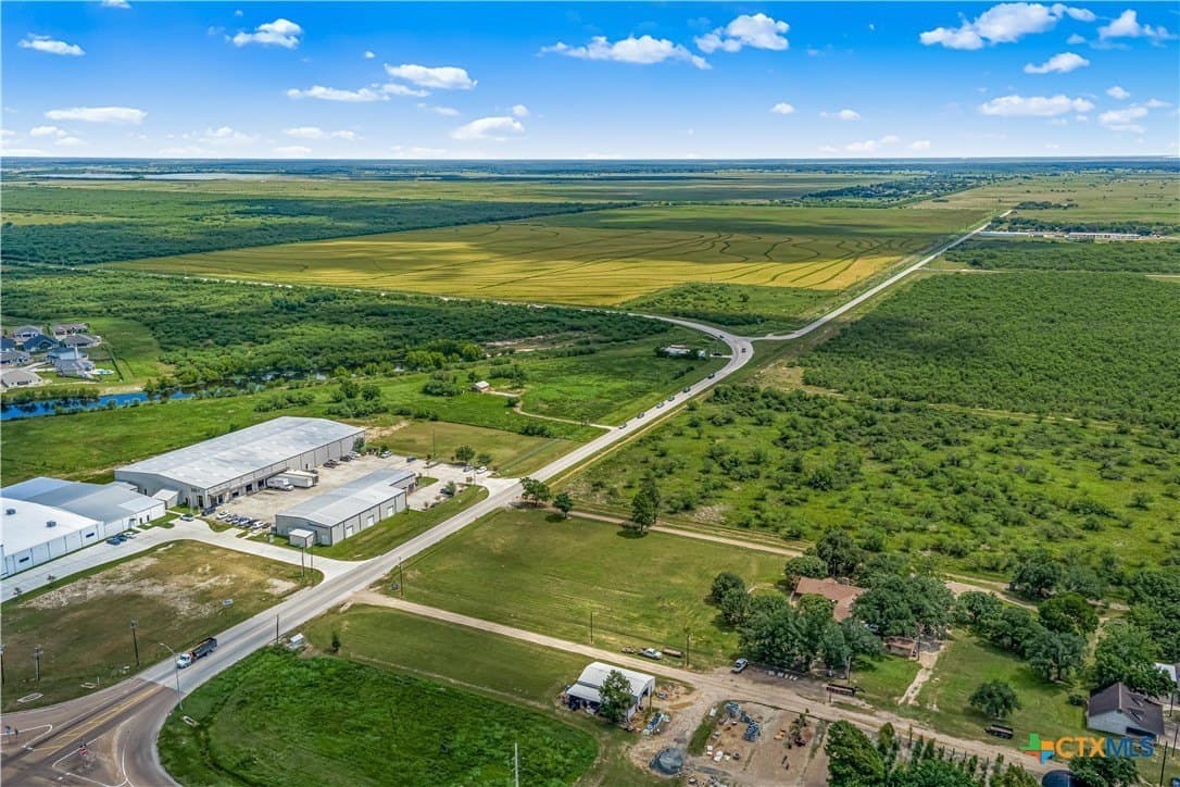 16.34 acres in Victoria County - photo 12
