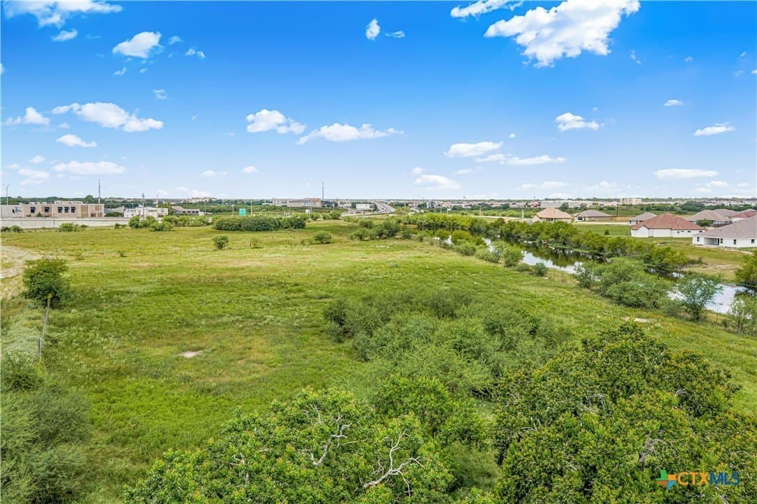16.34 acres in Victoria County - photo 17