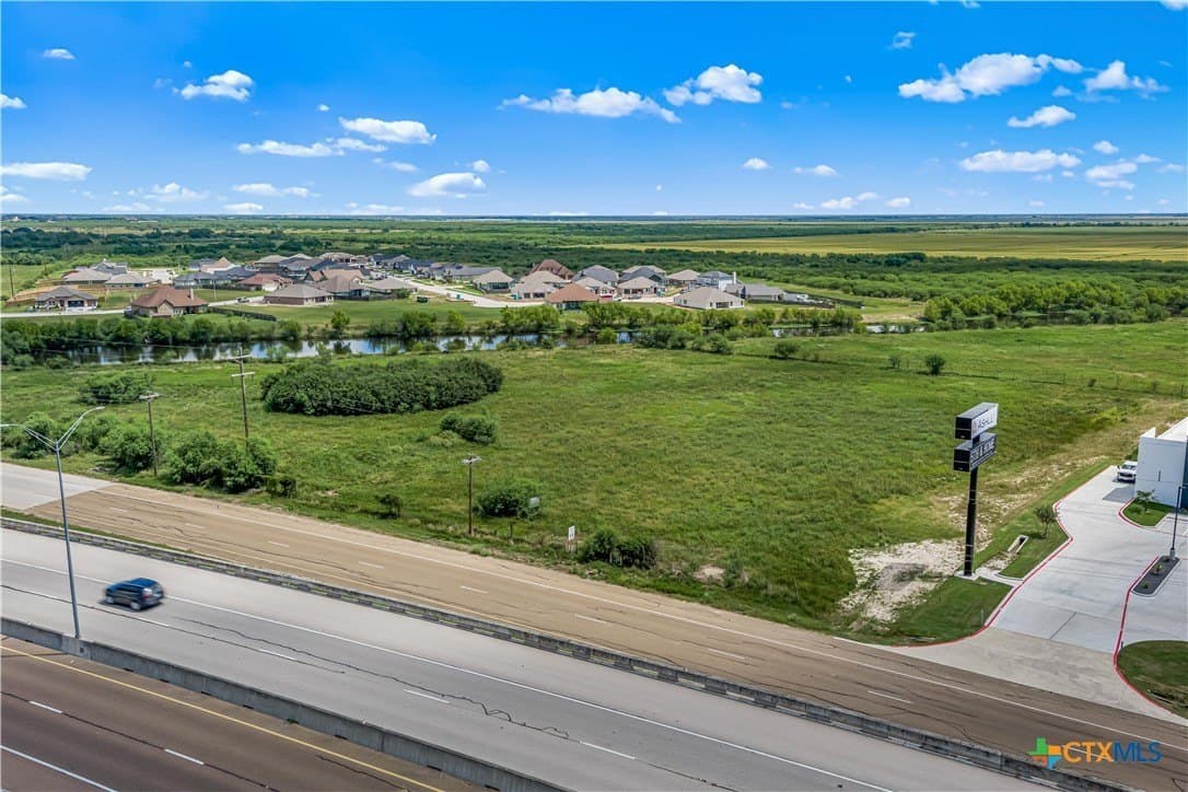 16.34 acres in Victoria County featured view