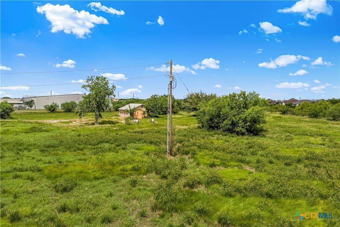 16.34 acres in Victoria County - photo 25