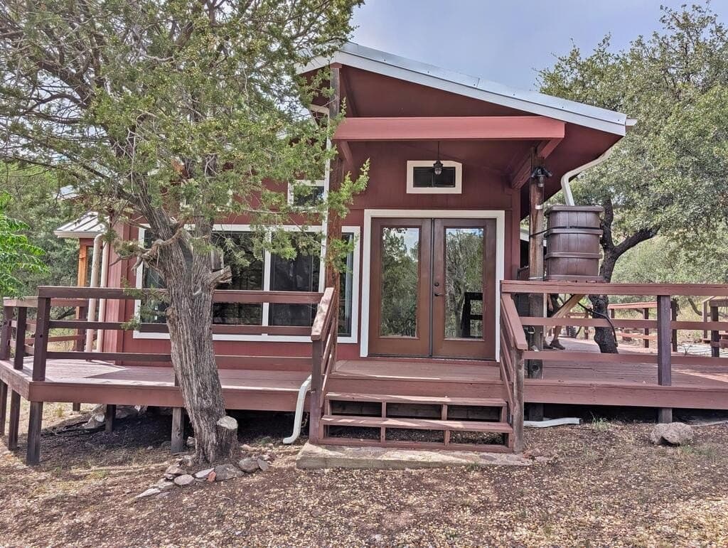 10.82 acres in Jeff Davis County