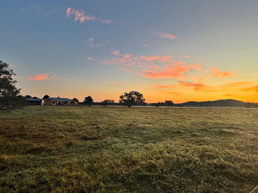 13.25 acres in Gillespie County gallery image 3