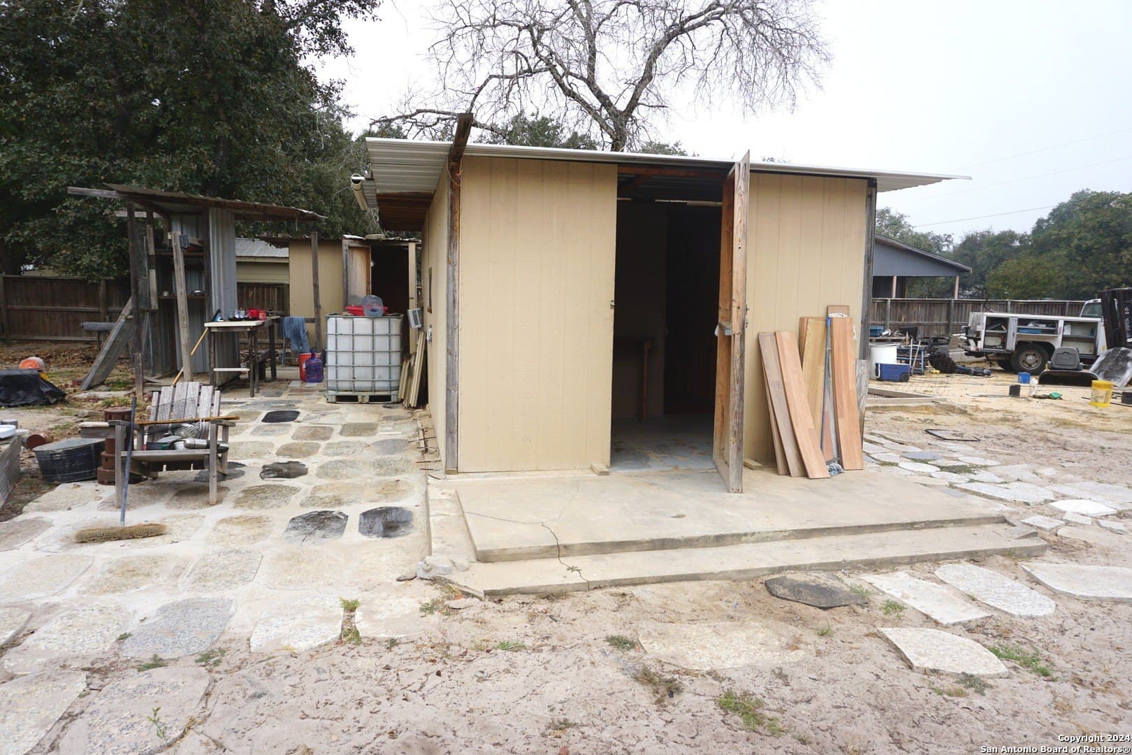 0.49 acres in Atascosa County - photo 12