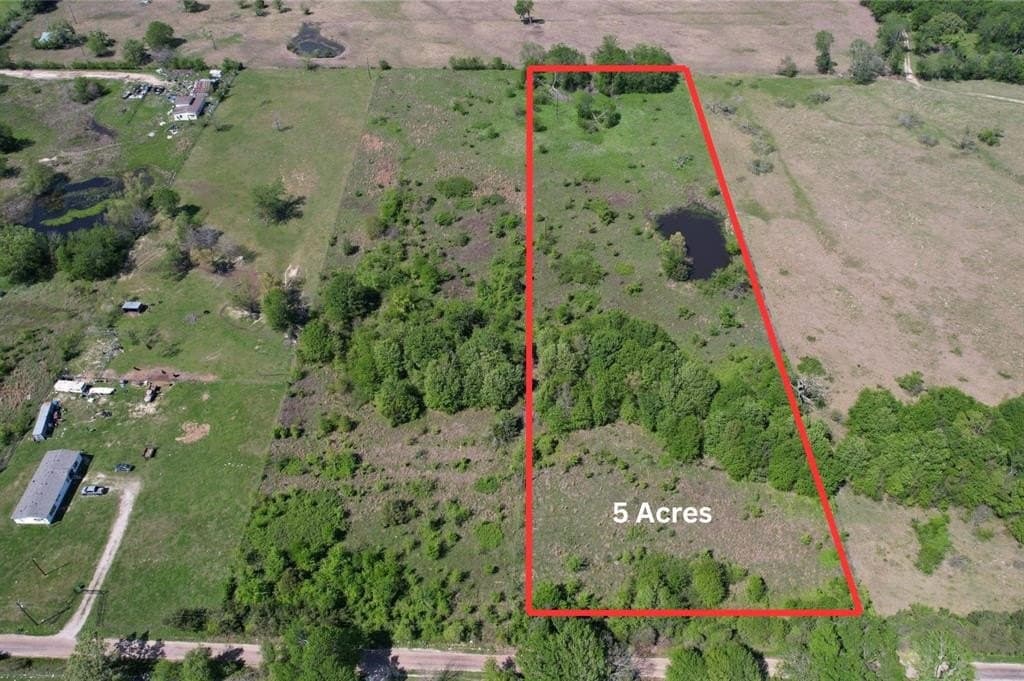 5 acres in Kaufman County