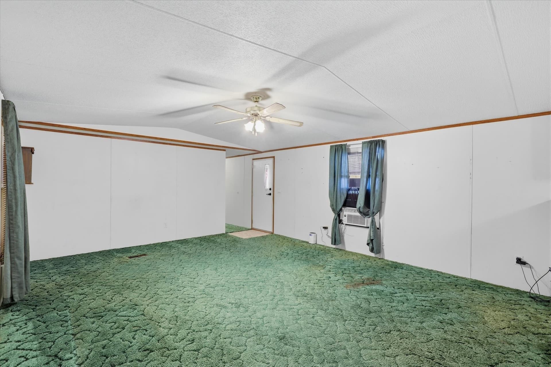 5.83 acres in Van Zandt County - photo 4