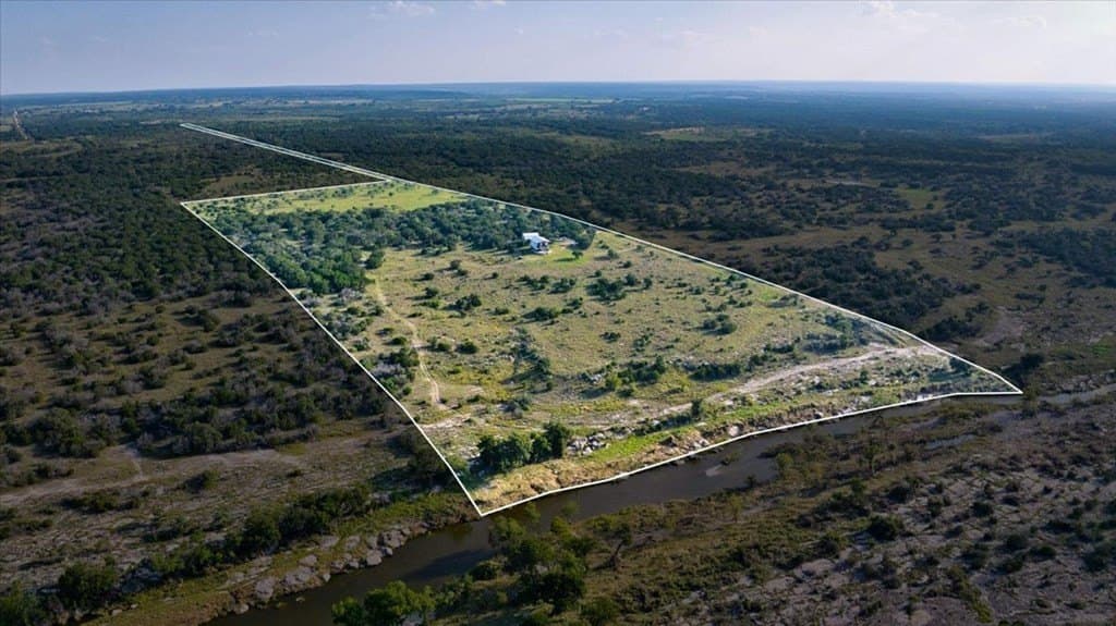 33 acres in Menard County - photo 6