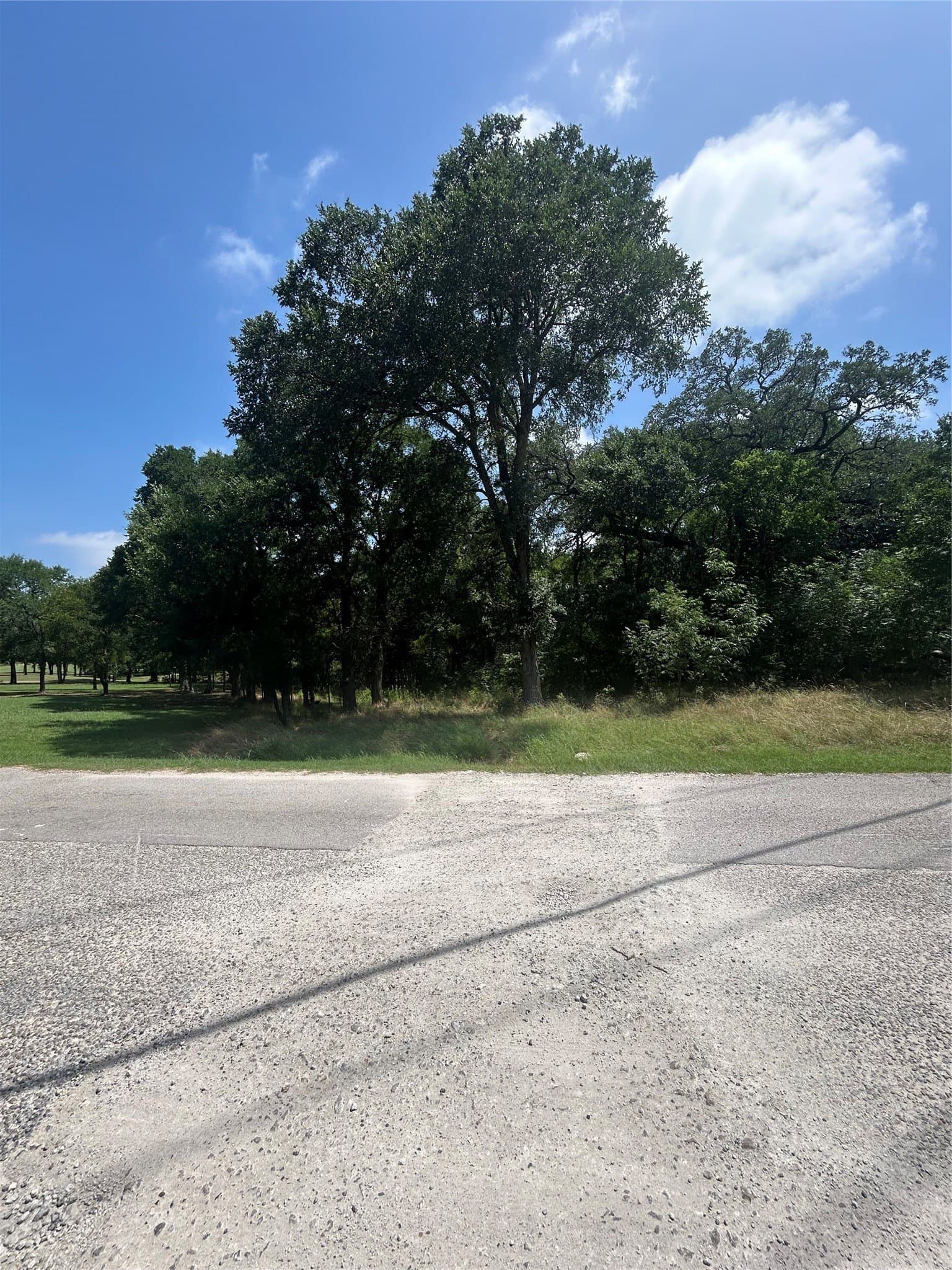 0.35 acres in Hill County featured view
