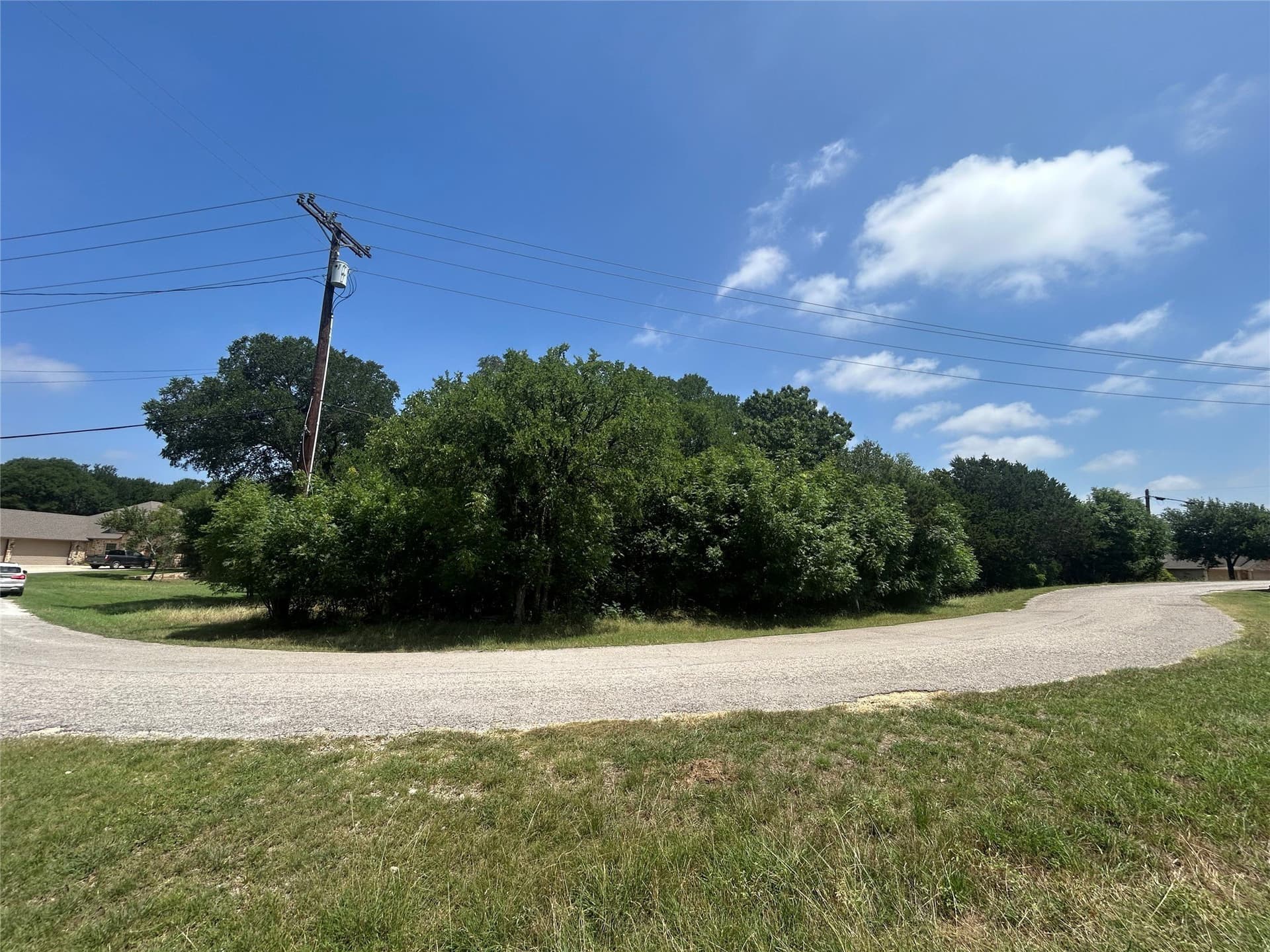 0.35 acres in Hill County gallery image 2
