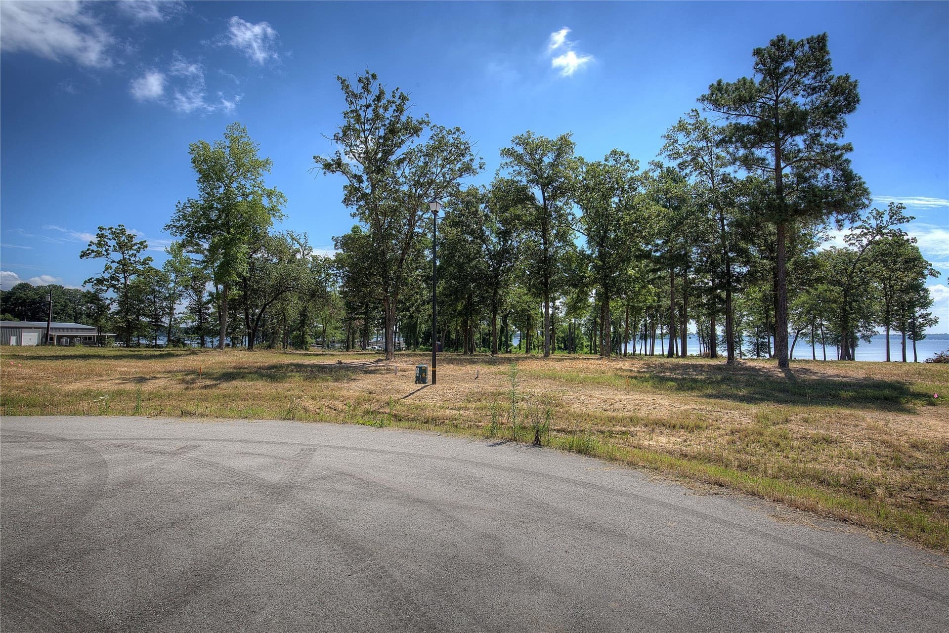 0.64 acres in Henderson County gallery image 3