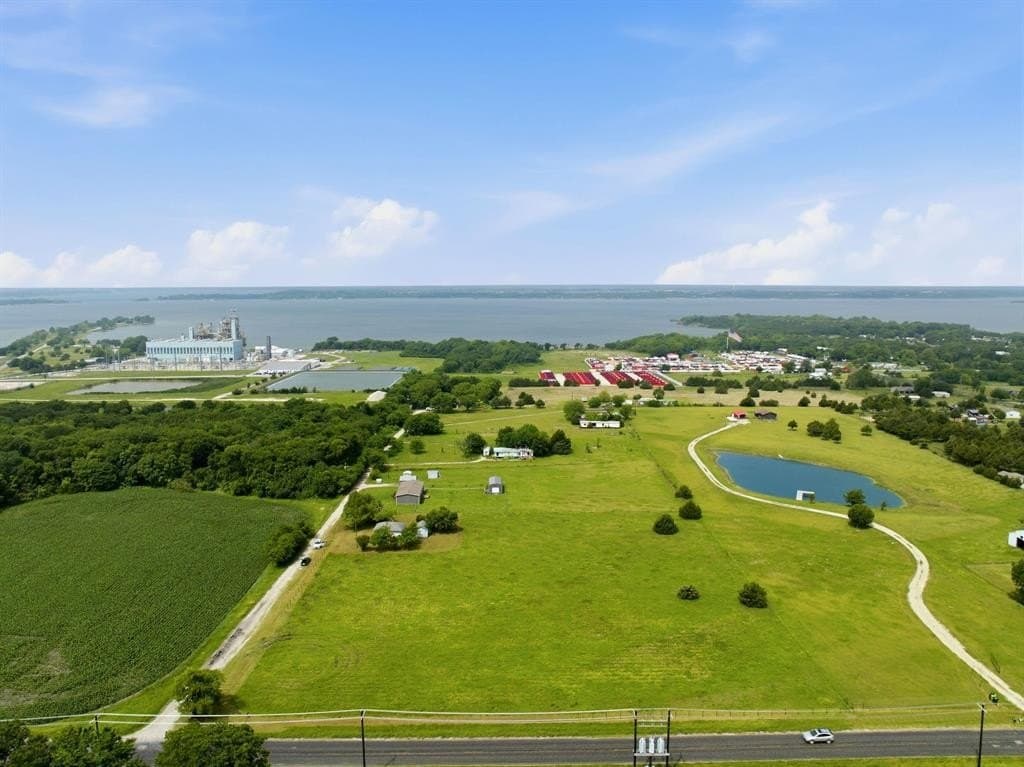 4 acres in Collin County