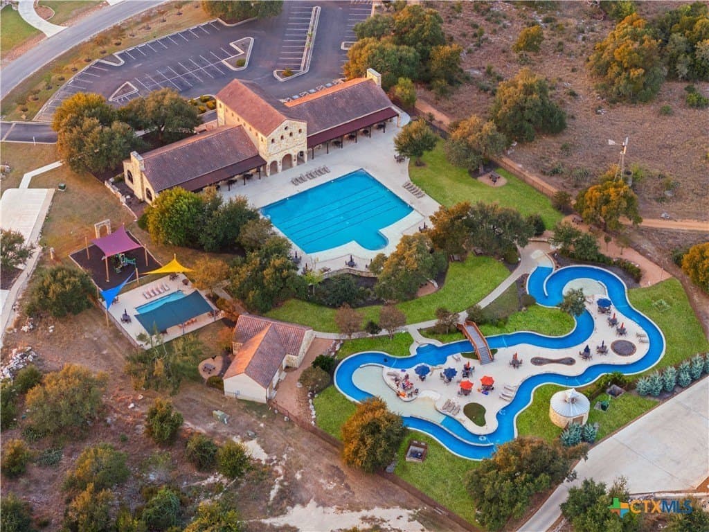 1.67 acres in Comal County gallery image 3