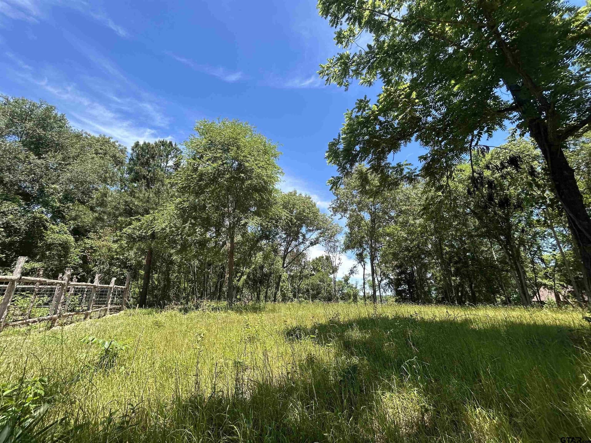 1.09 acres in Henderson County - photo 17