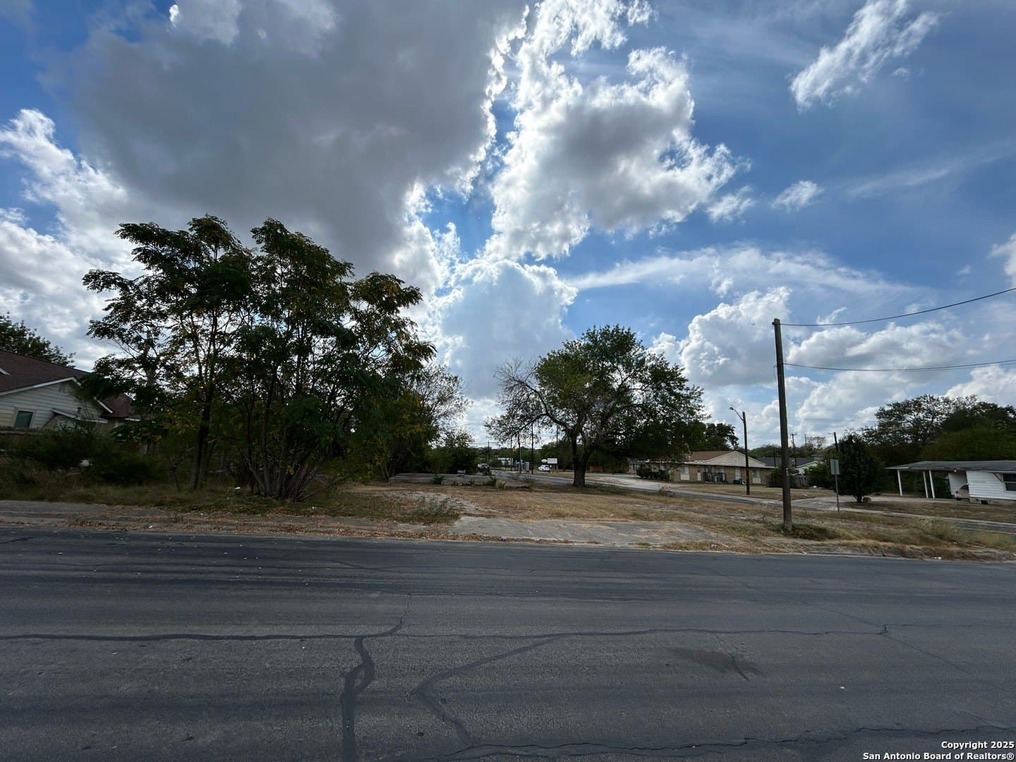 0.14 acres in Bexar County gallery image 4