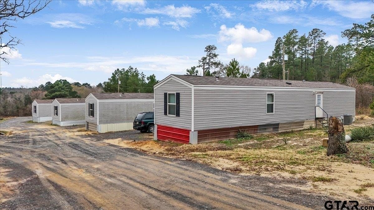 24.97 acres in Smith County gallery image 4