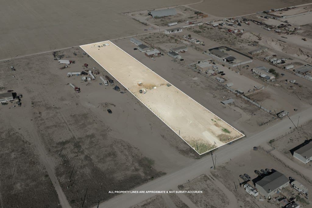 2.5 acres in Midland County gallery image 4