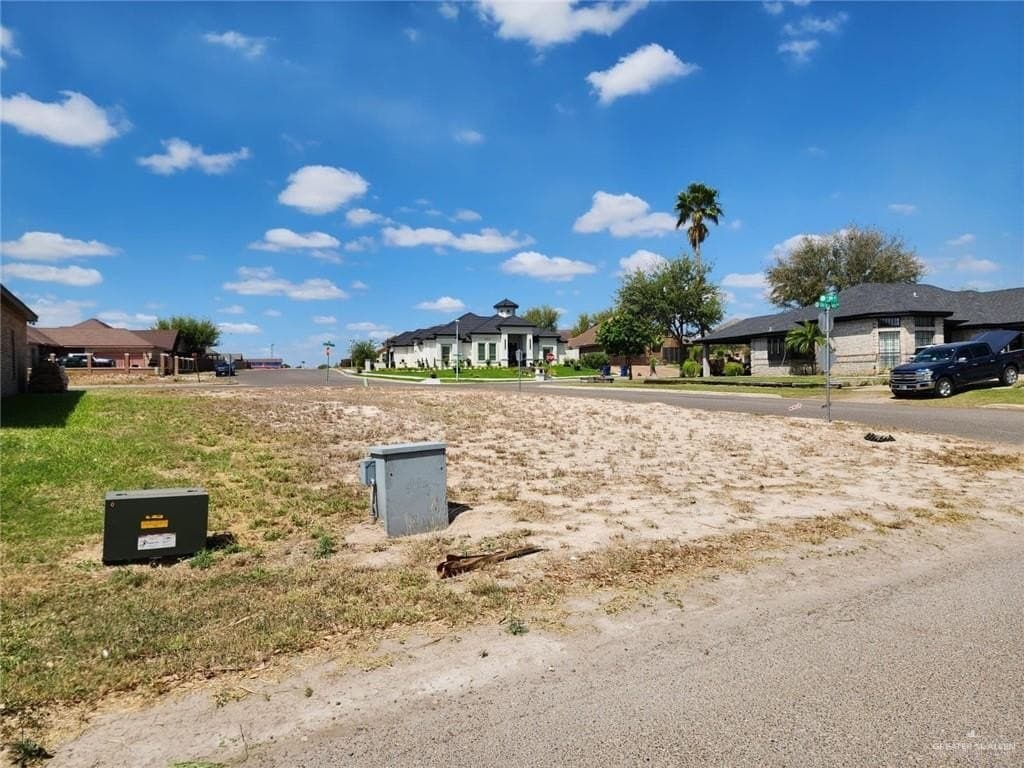 0.13 acres in Hidalgo County - photo 3