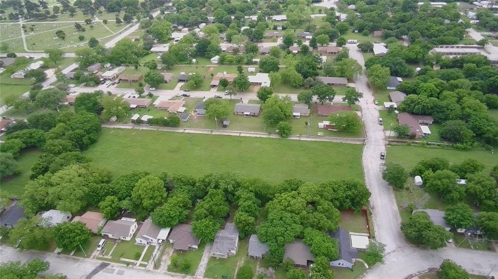 1.53 acres in Montague County gallery image 4