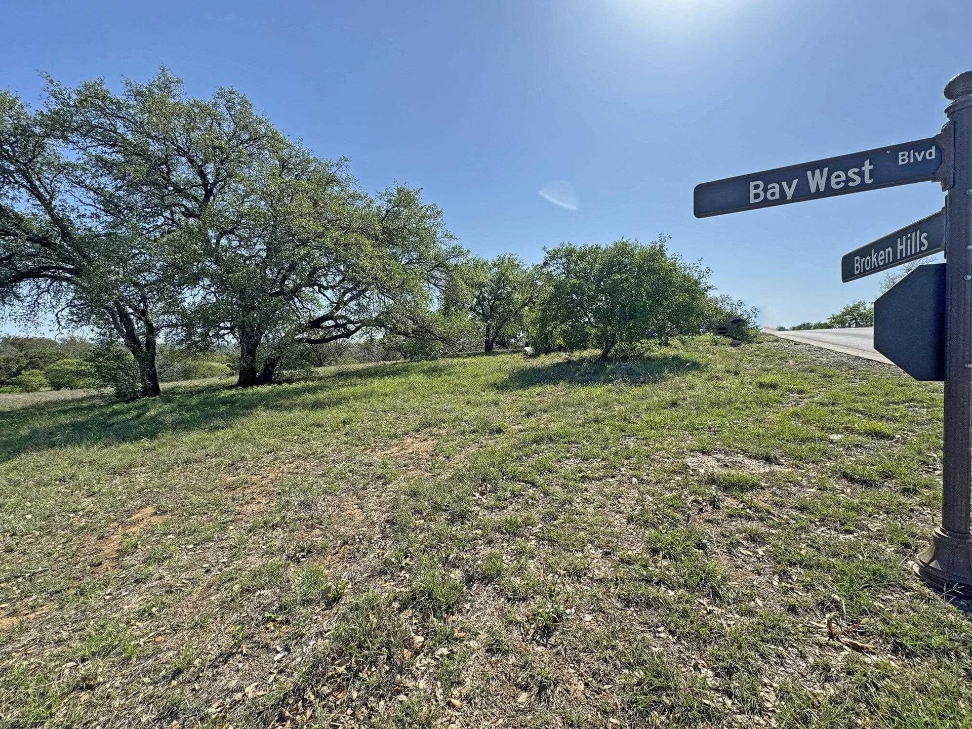 0.33 acres in Llano County gallery image 2
