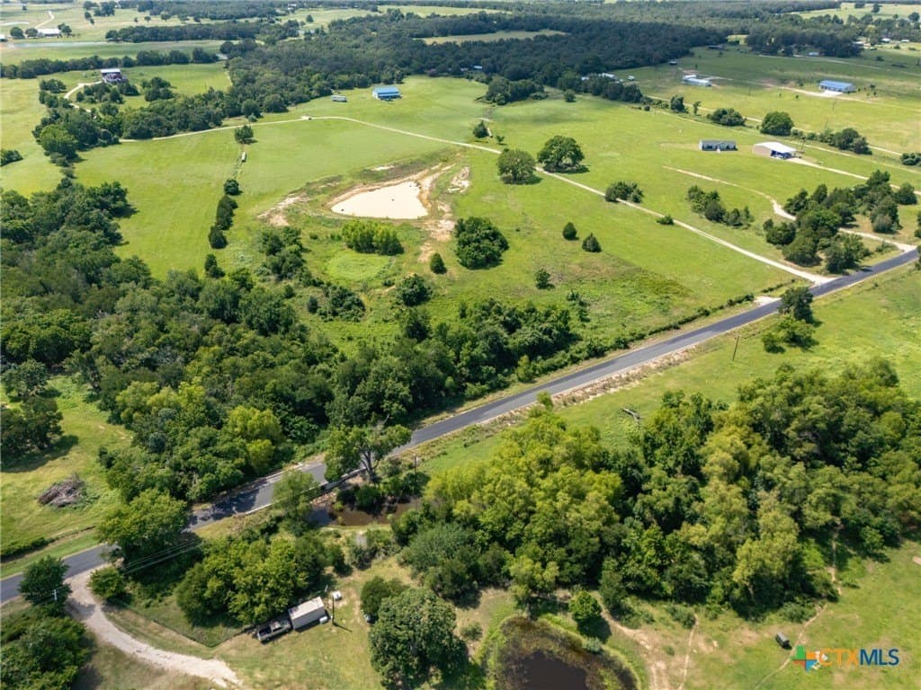 19.35 acres in Williamson County - photo 11