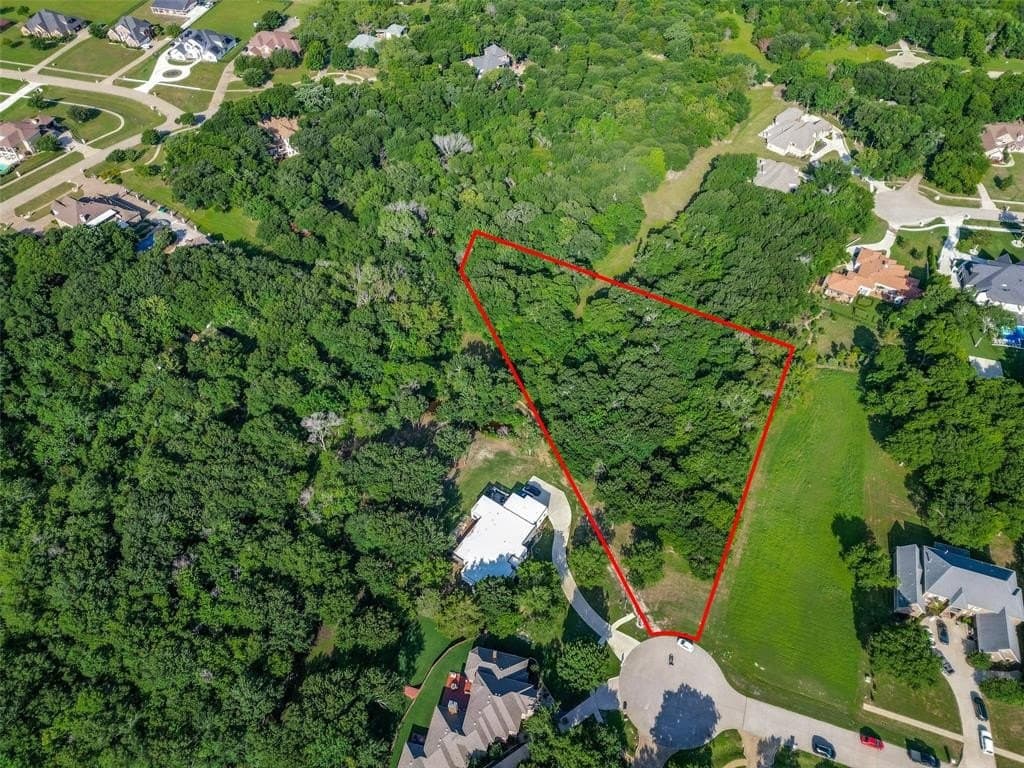 1.3 acres in Dallas County