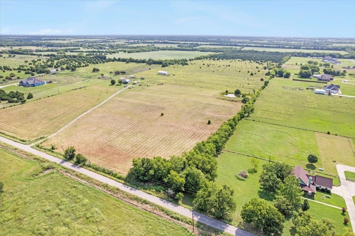 22.94 acres in Hunt County - photo 16