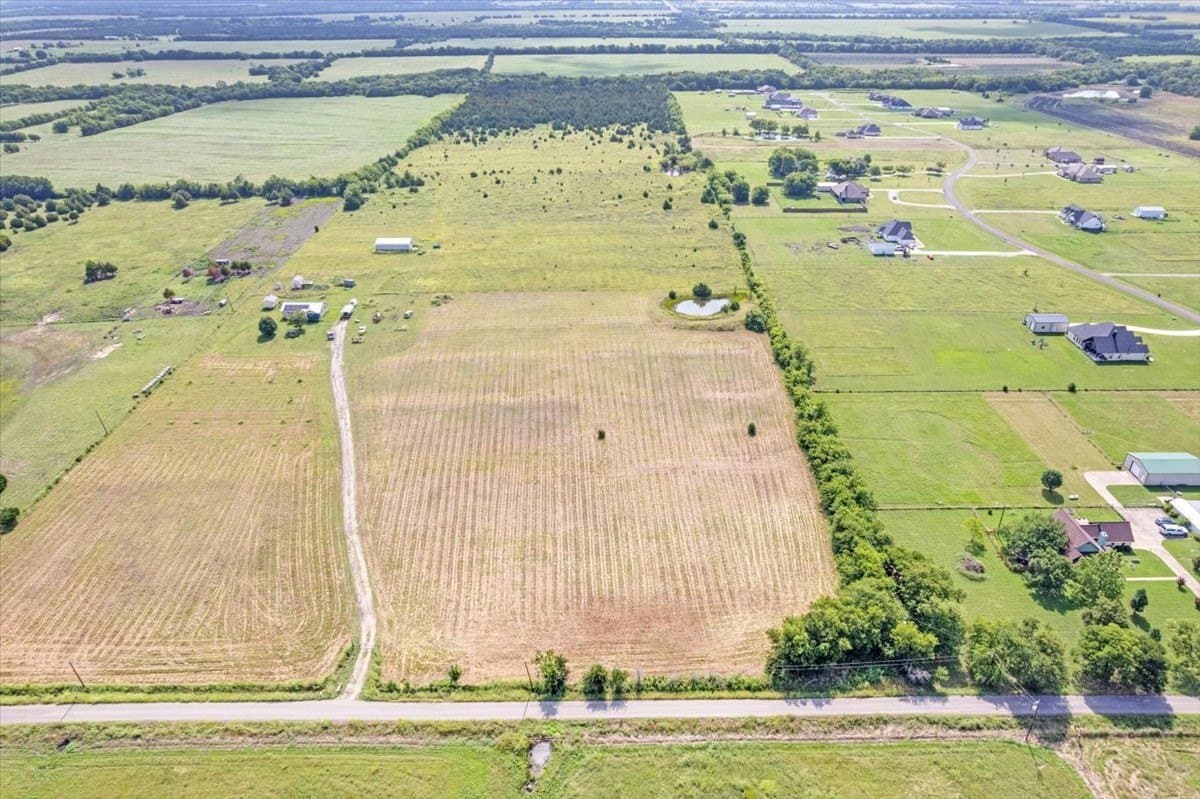 22.94 acres in Hunt County - photo 17