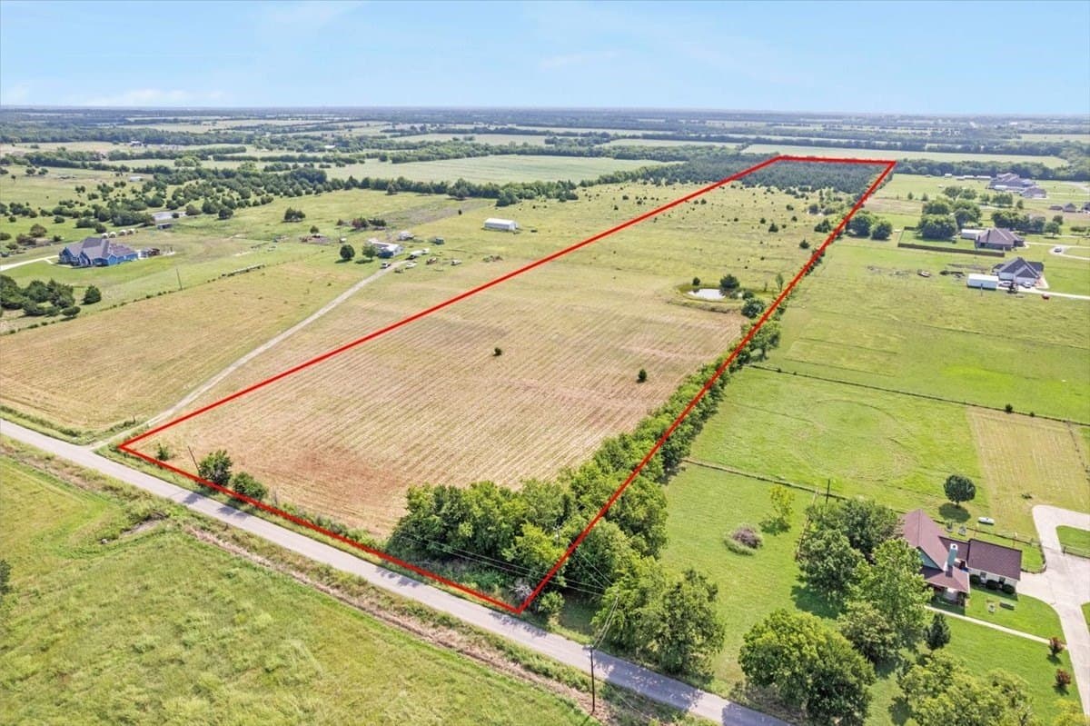 22.94 acres in Hunt County - photo 11