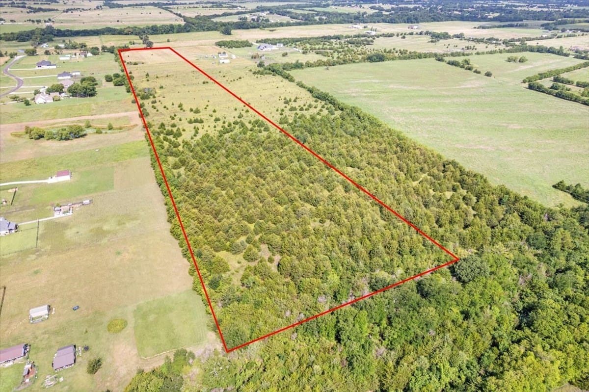22.94 acres in Hunt County - photo 25