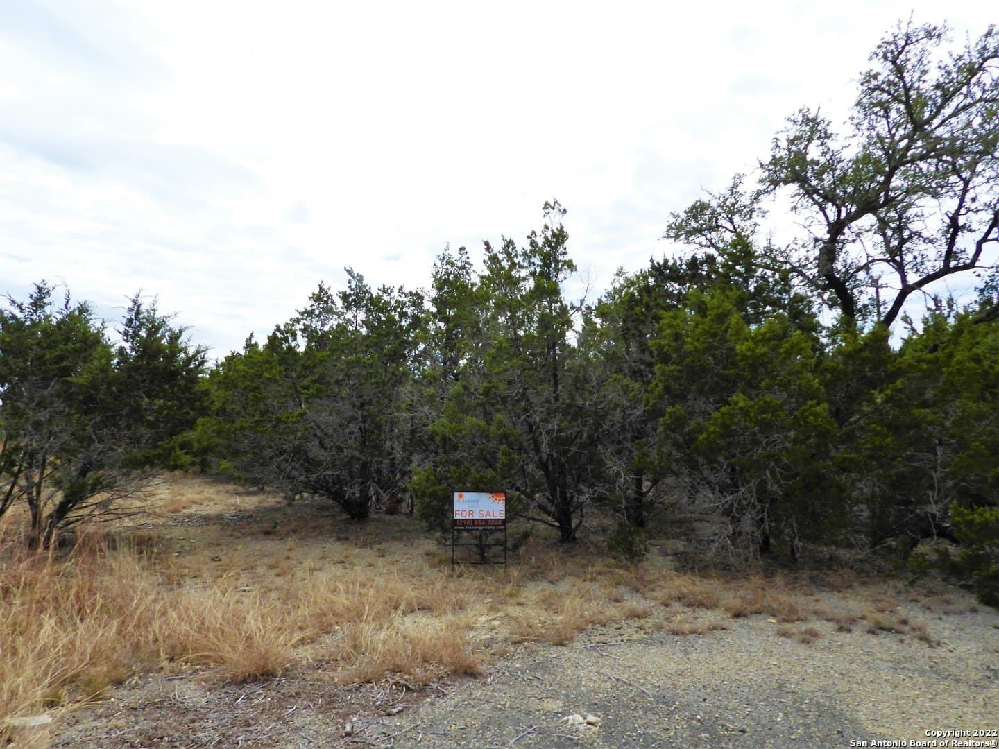 0.56 acres in Bandera County - photo 7