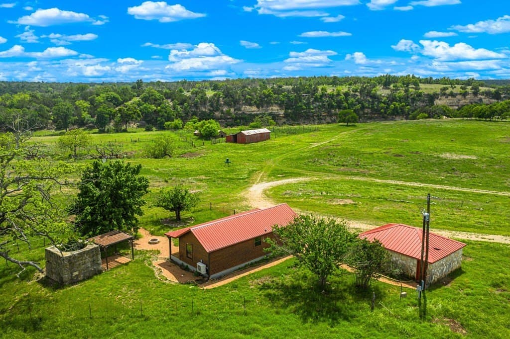 72.42 acres in Gillespie County - photo 19